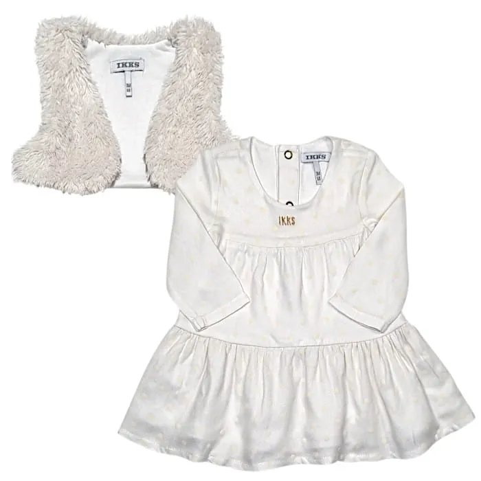 Ensemble gilet sans manches et robe écru