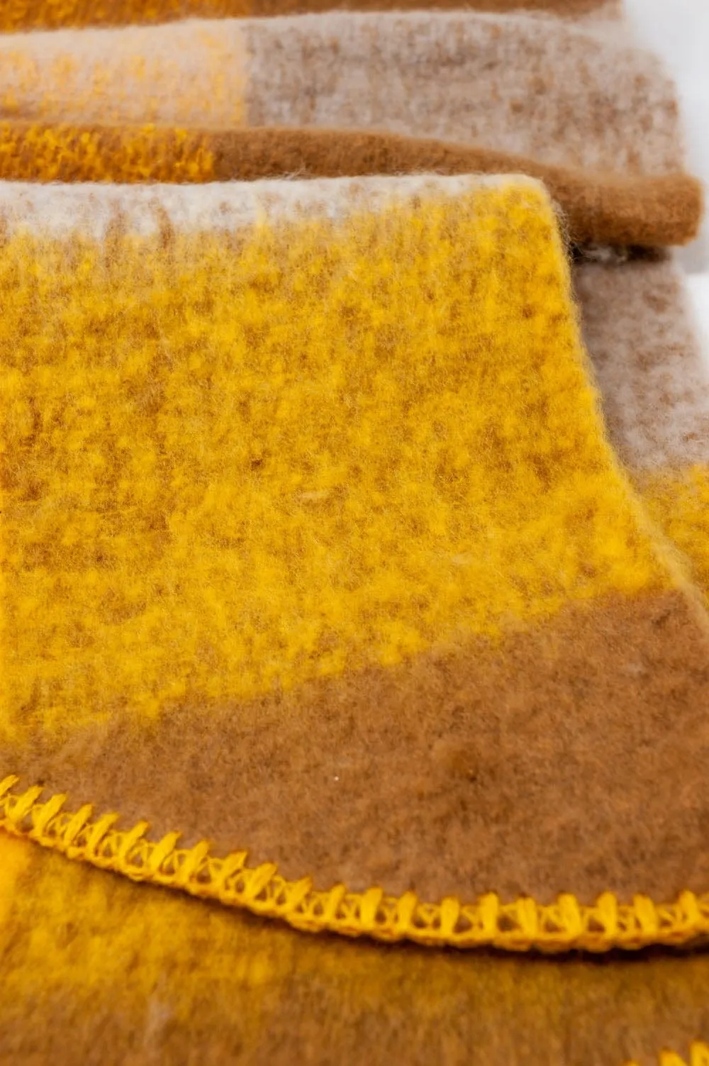 Scarf In Beige And Yellow